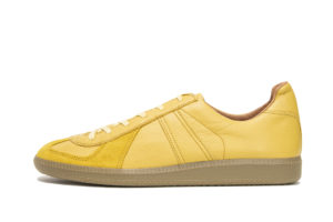 GERMAN MILITARY TRAINER 1700L LIGHT YELLOW