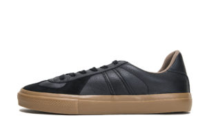 GERMAN MILITARY TRAINER 4700PL BLACK